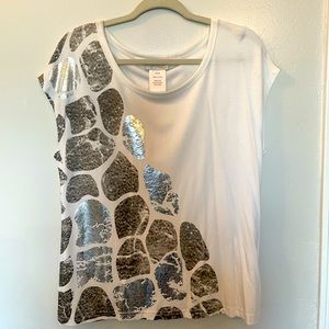 White and silver Giraffe print blouse
